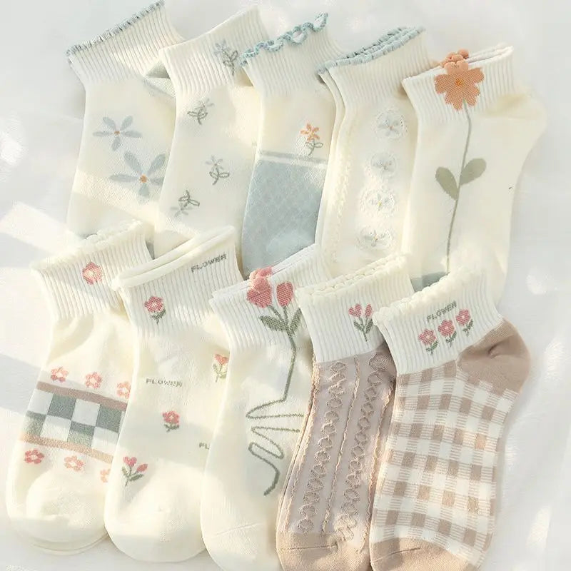 5 Pairs 1 Lot Women Socks Pack Student Girls Lolita Skate Calcetines Mujer Set Thin Cute Kawaii Summer Short Low Tube Ankle Sock