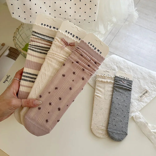 4 Pairs Women Flower Edge Bow Mid Tube Socks Spring Summer Sweat Absorbing Breathable Korean Version JK Lolita Casual Socks